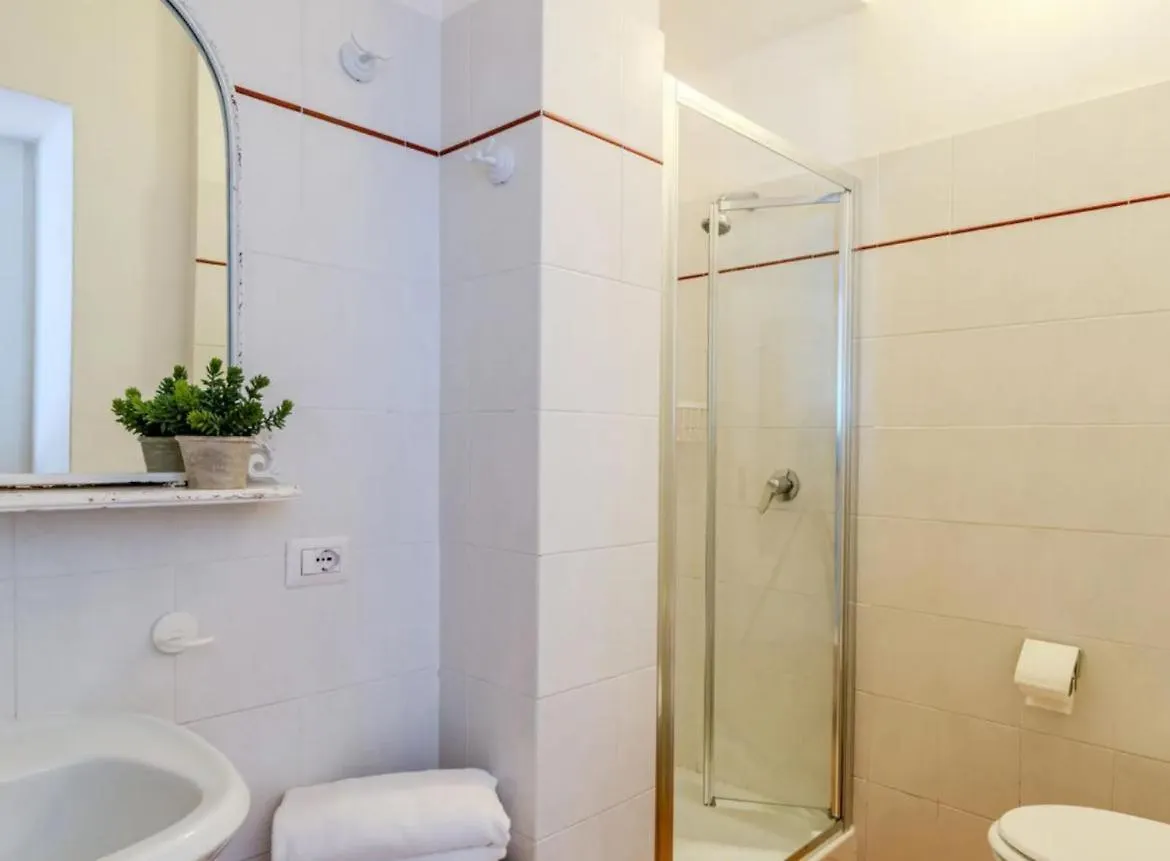 Luxury Residence La Pianca - Pool And Terrace Lake View Musso Apartment